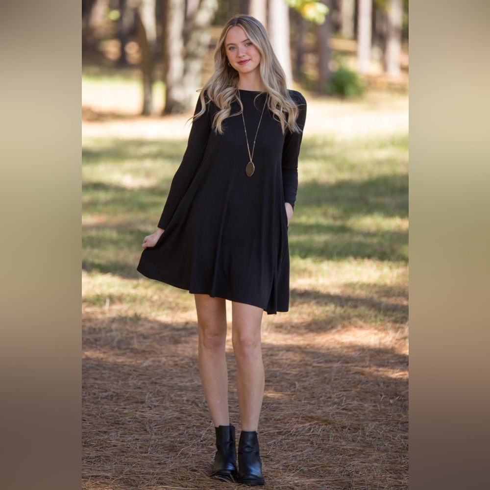 Zenaida Long Sleeve Black Dress
